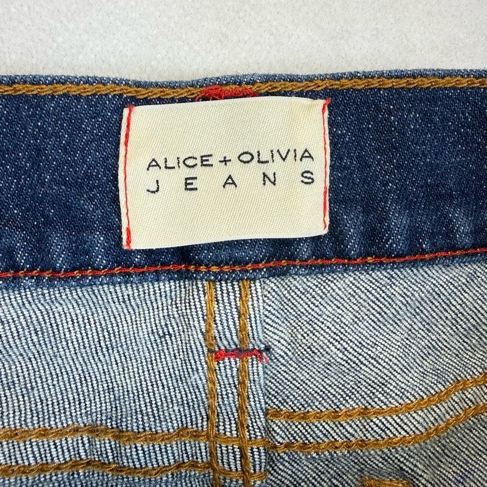 NWOT Alice + Olivia ROXIE EMBELLISHED JEAN - Picture 7 of 12